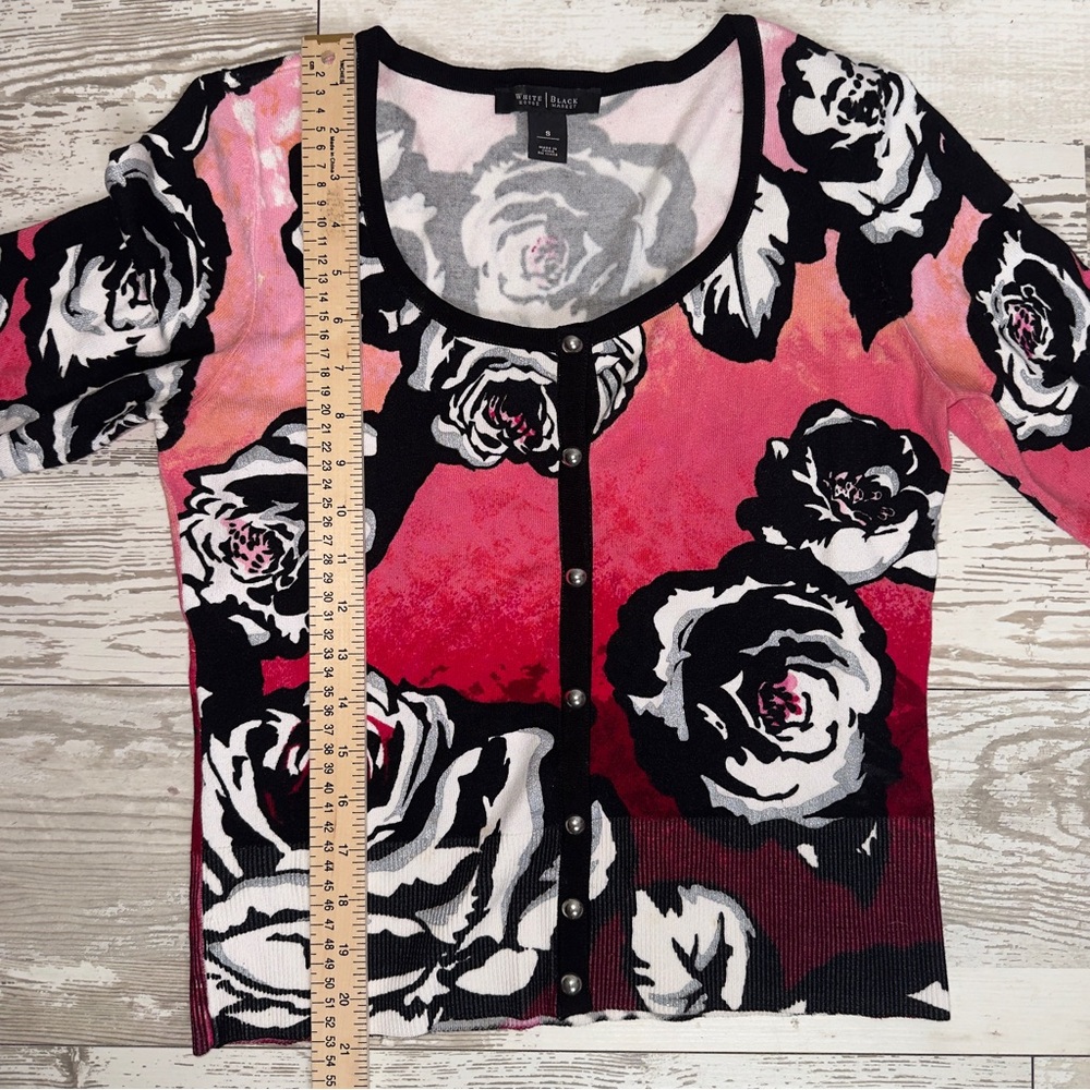 White House Black Market Floral Cardigan Sweater Women’s Small Button Front - Picture 5 of 7